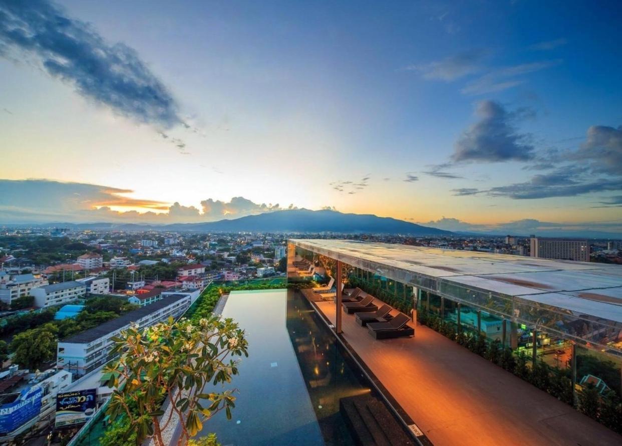 The Astra Cozy Living Suite Chiang Mai Exterior photo